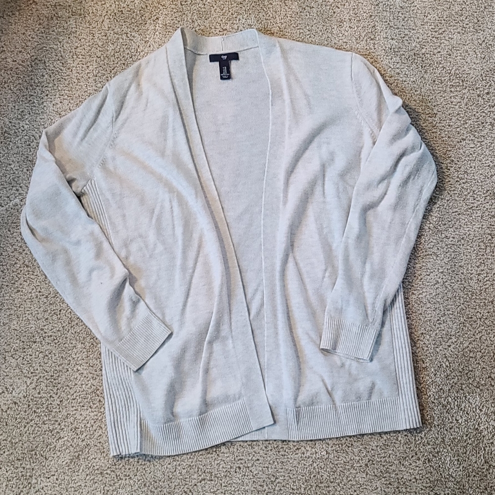 GAP cardigan